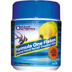 Välsmakande flingfoder för söt- och saltvattensfiskar